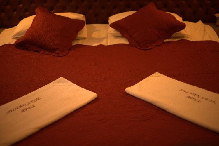 Apex Hotel