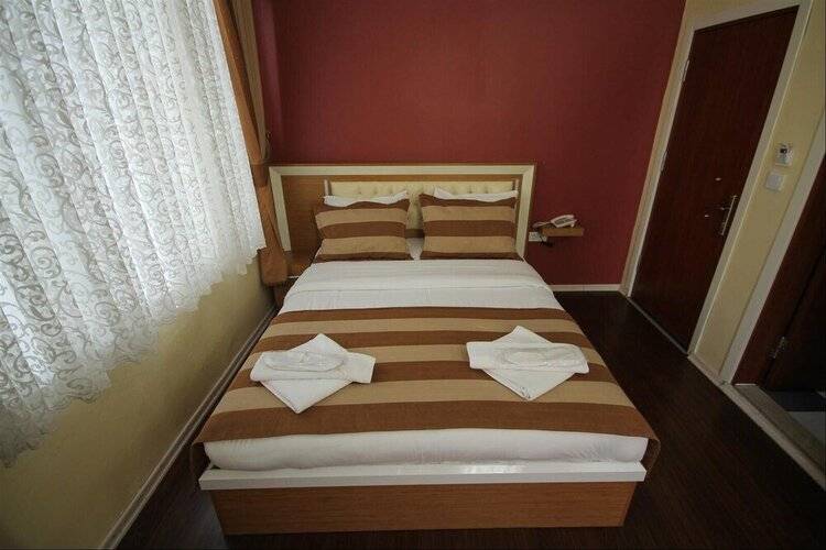 Perazre Hotel