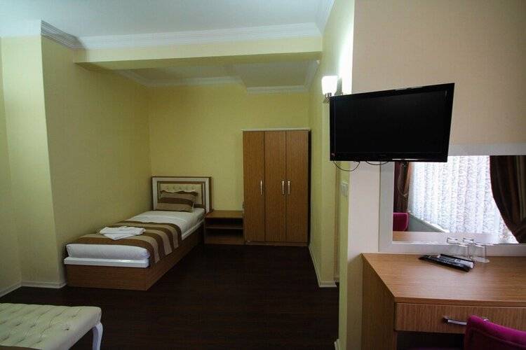 Perazre Hotel