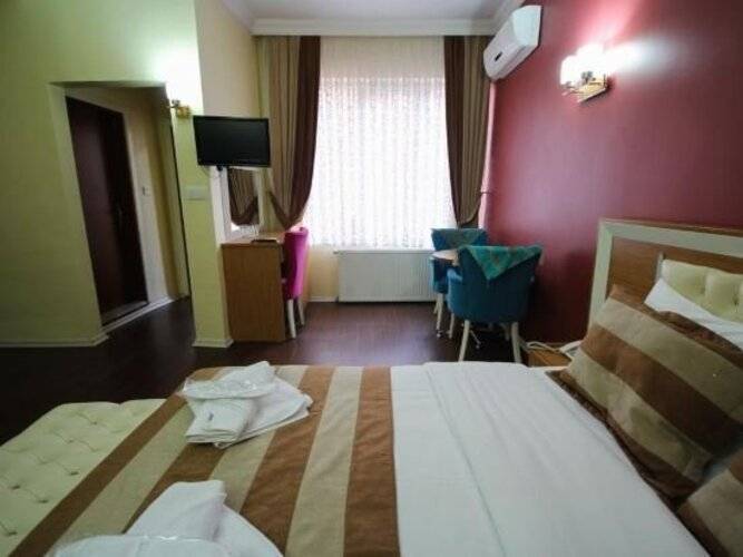 Perazre Hotel