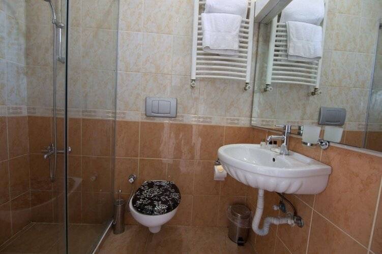 Element Suites