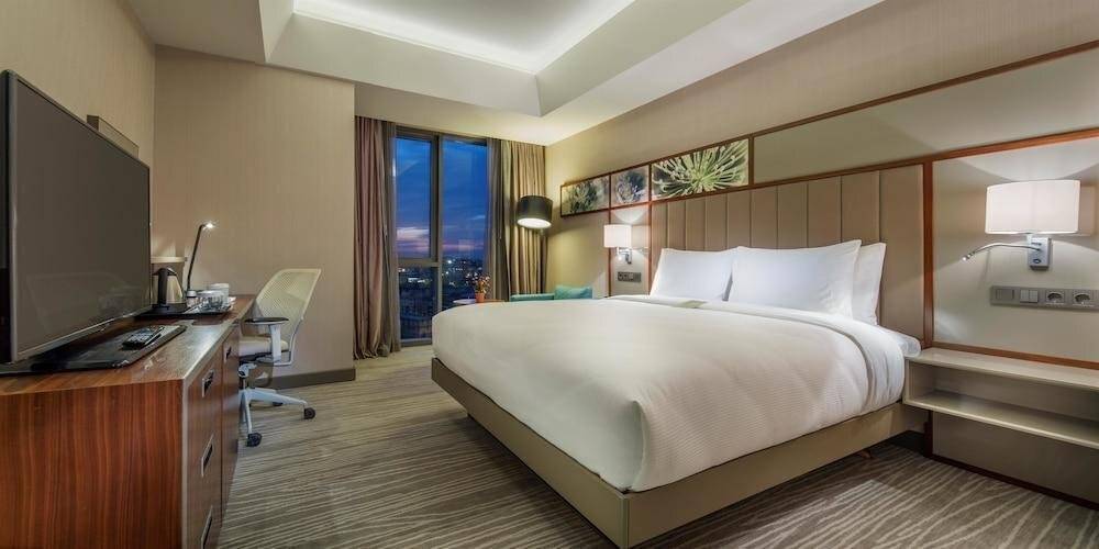 La Garden Hotel