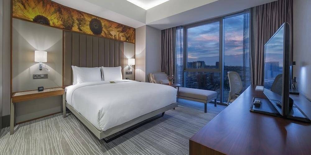 La Garden Hotel