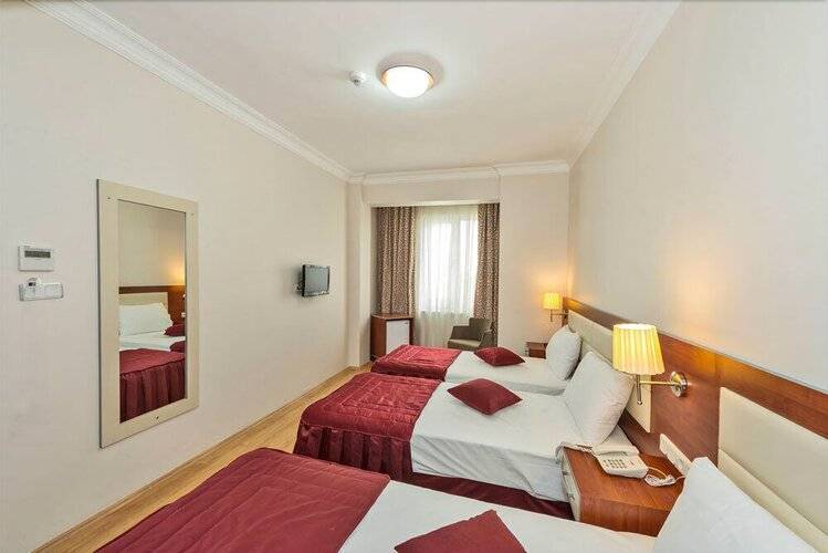 La Garden Hotel