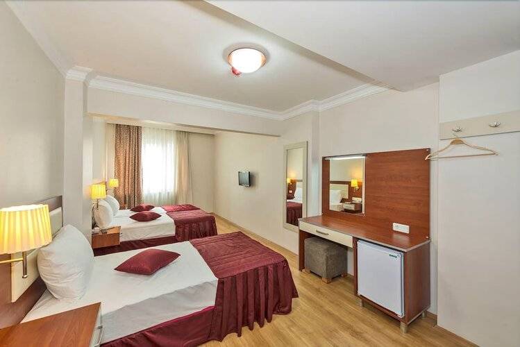 La Garden Hotel