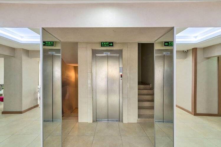 La Garden Hotel