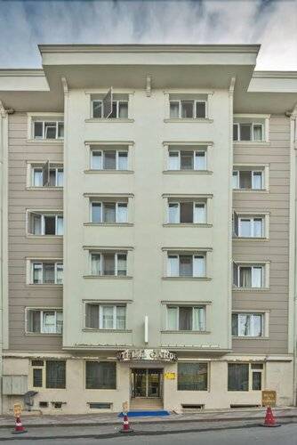 La Garden Hotel