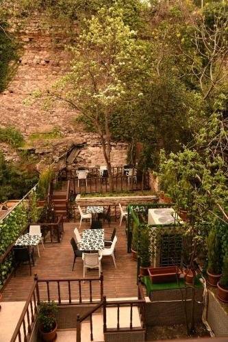 Nuray Hotel