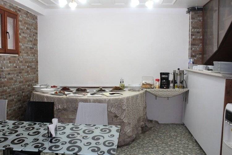 Nuray Hotel