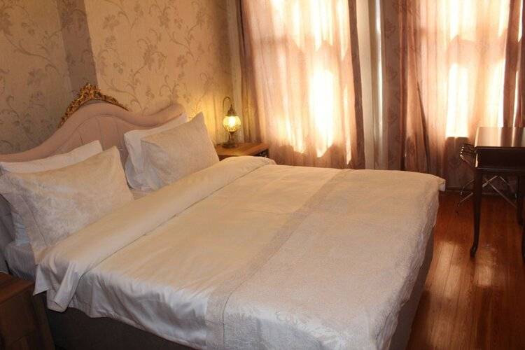Nuray Hotel