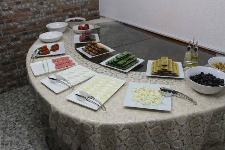 Nuray Hotel