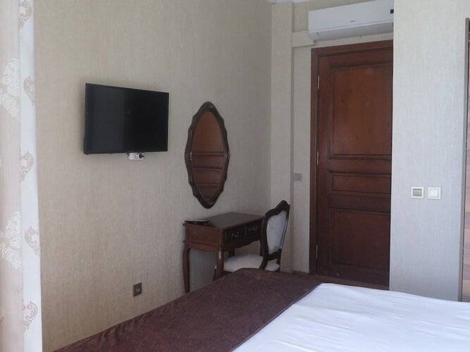Nuray Hotel