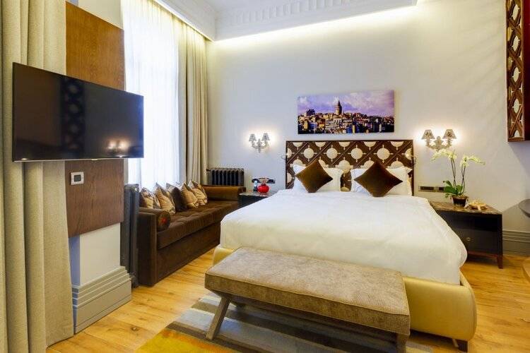Ravouna 1906 Suites - Special Class (Adults Only 18+)
