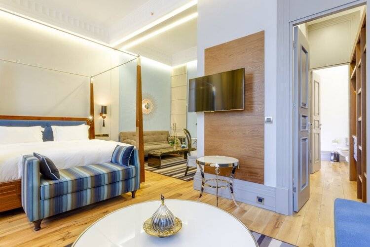 Ravouna 1906 Suites - Special Class (Adults Only 18+)