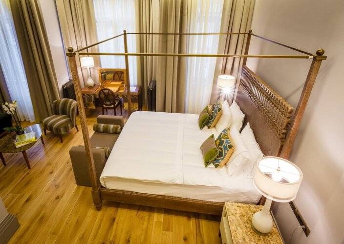 Ravouna 1906 Suites - Special Class (Adults Only 18+)