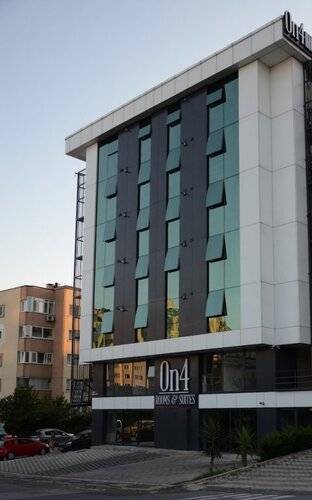 On4 Rooms & Suites
