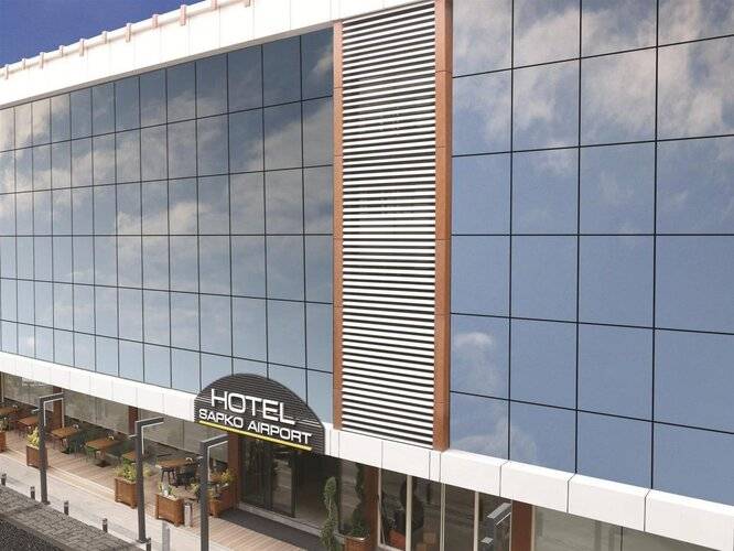 Sapko Airport Hotel