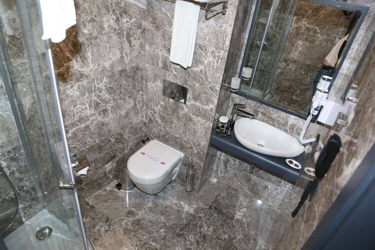 Sapko Airport Hotel
