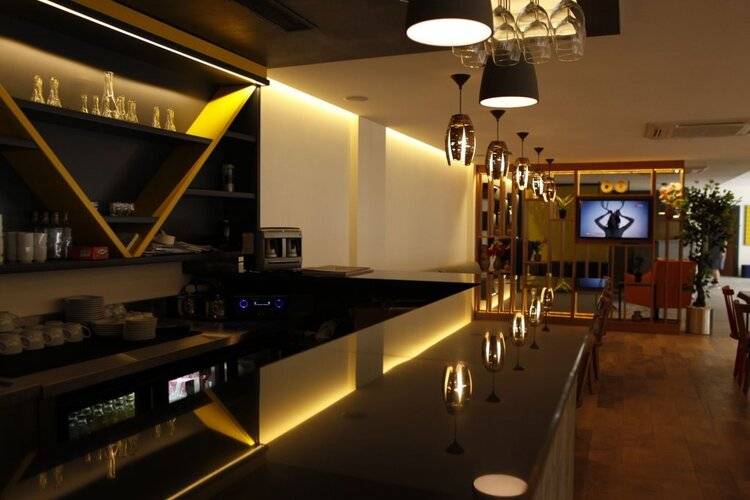 Sapko Airport Hotel