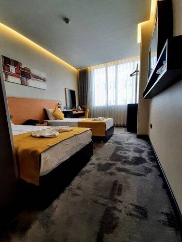 Sapko Airport Hotel
