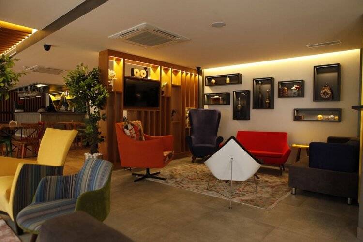 Sapko Airport Hotel