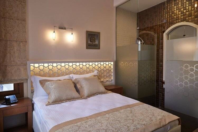 Arart Hotel