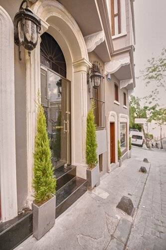 Arart Hotel
