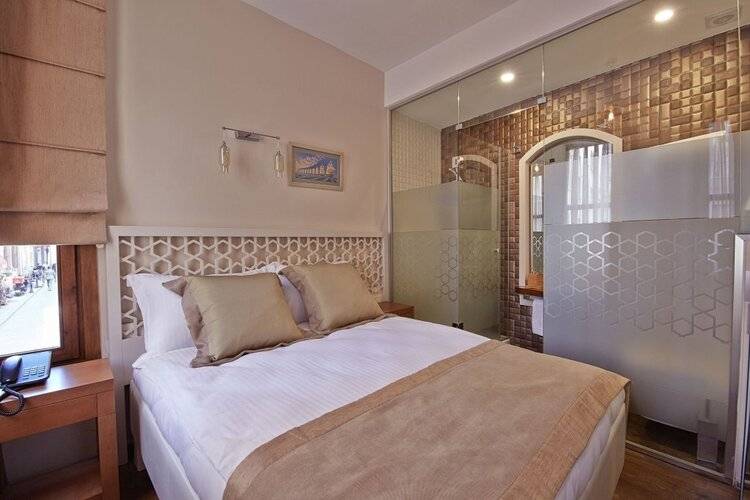 Arart Hotel