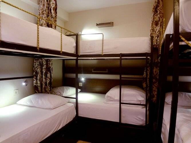 Stanpoli Hostel