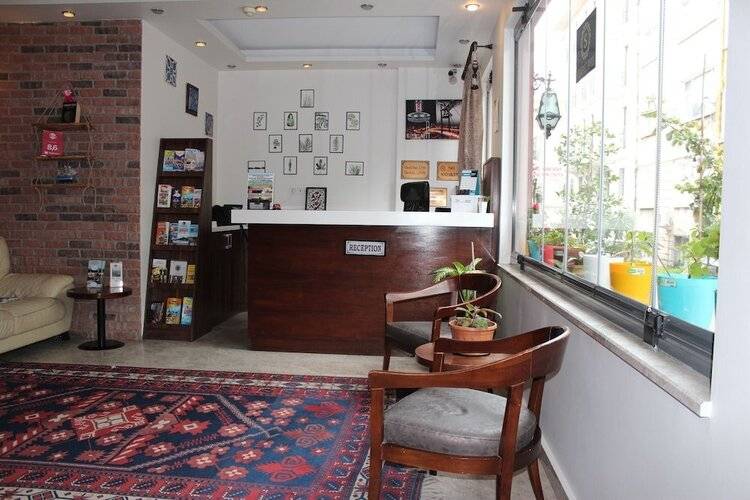 Stanpoli Hostel