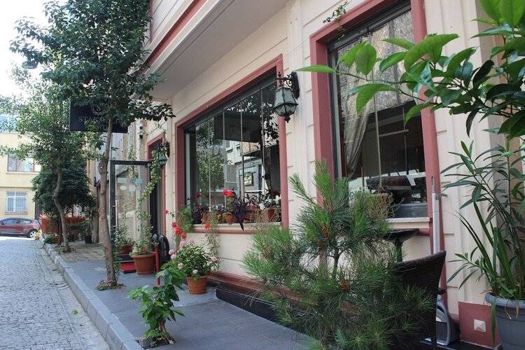 Stanpoli Hostel