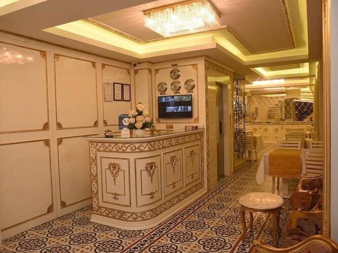 Best Town Palace
