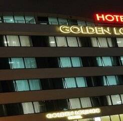 $item['hotel']['name']