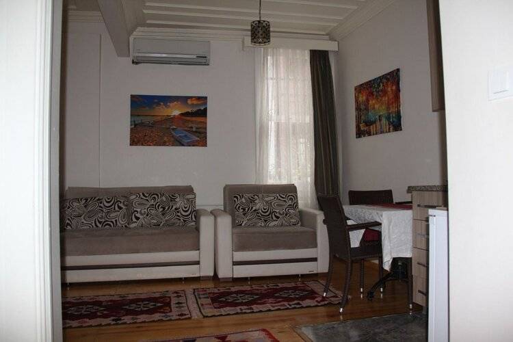 Jasmine Apartment
