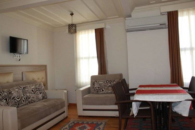 Jasmine Apartment