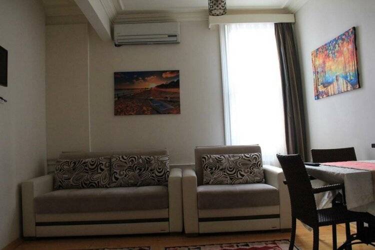 Jasmine Apartment