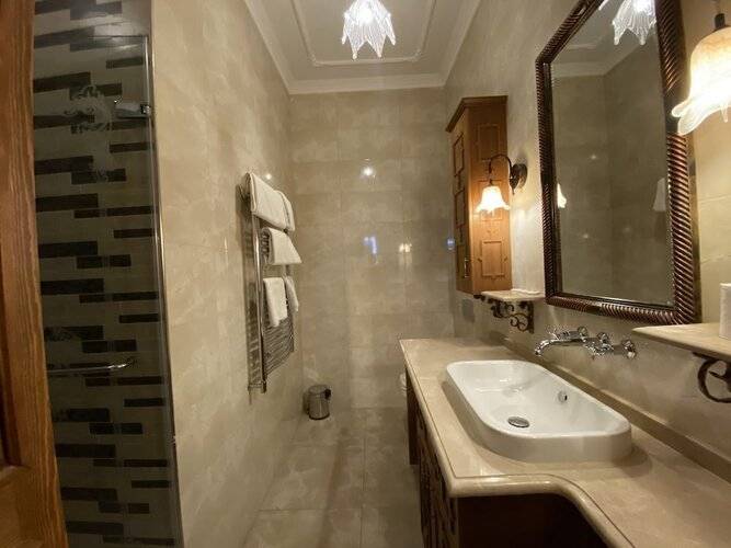 Aslan Residence