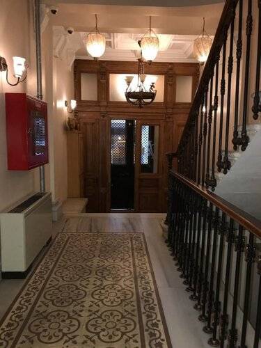 Aslan Residence