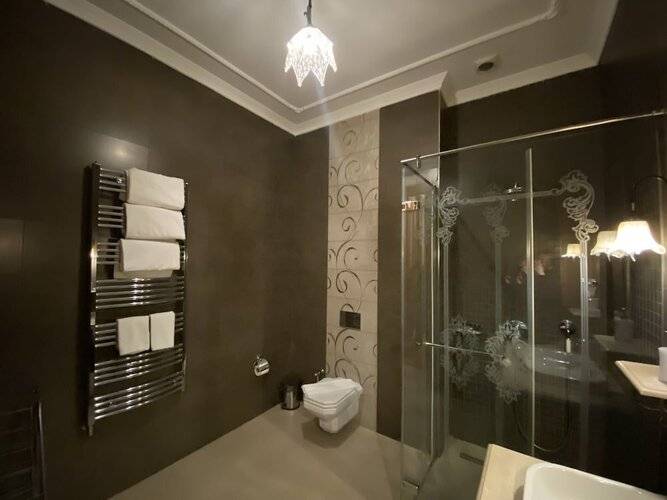 Aslan Residence