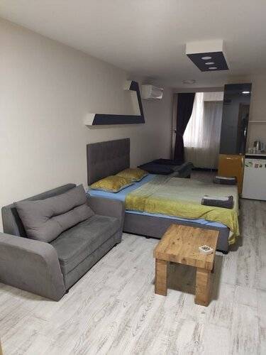 Moon Suit Otel