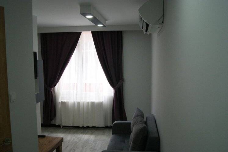Moon Suit Otel
