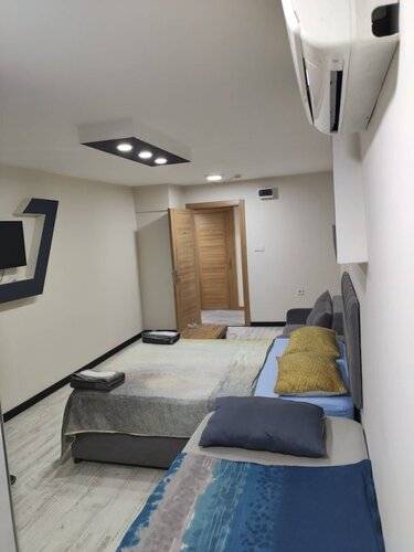 Moon Suit Otel