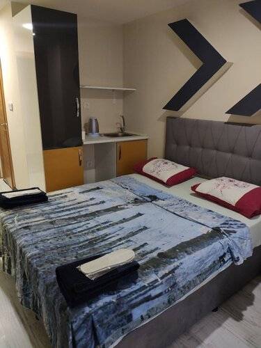 Moon Suit Otel
