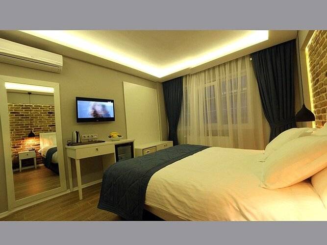Santa Lucia Hotel