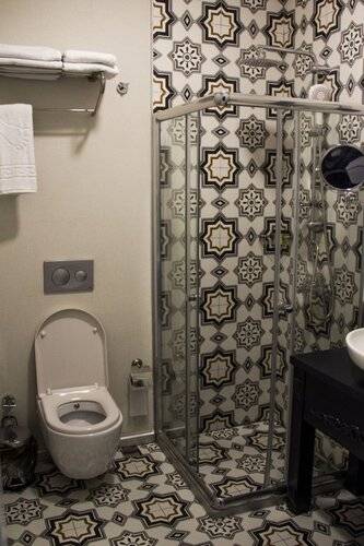 Des Suites Hotel