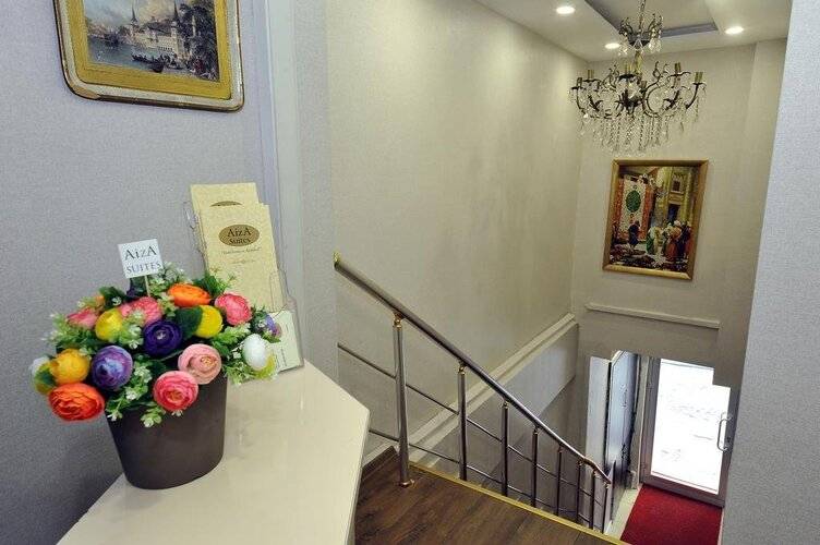 Aiza Suites