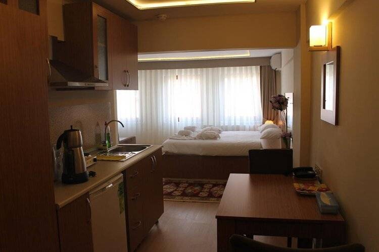 Aiza Suites