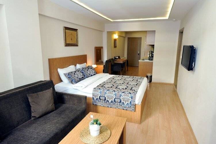 Aiza Suites