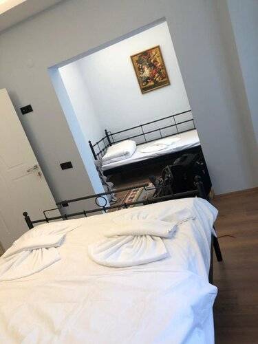 Cheers Hostel