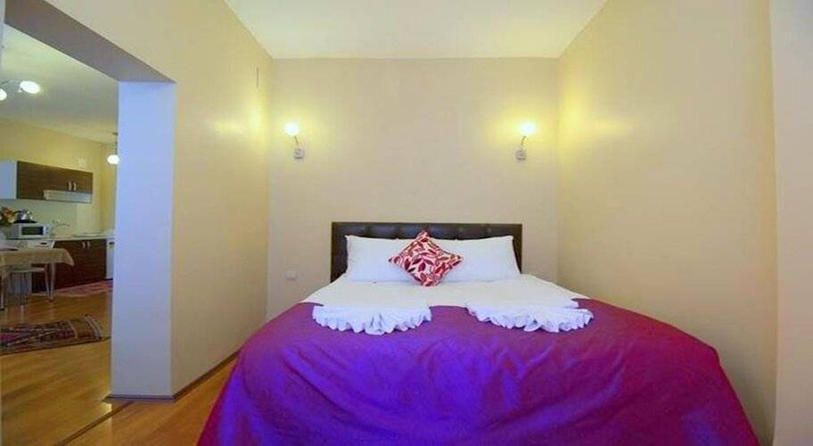 By Pera Suites